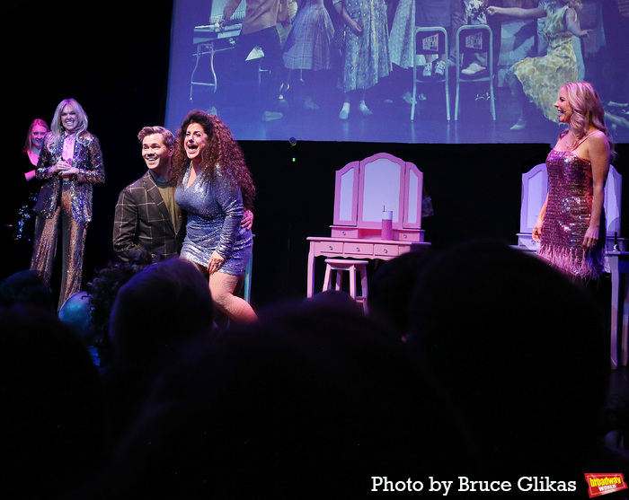 Andrew Rannells with Laura Bell Bundy, Marissa Jaret Winokur and Kerry Butler Photo