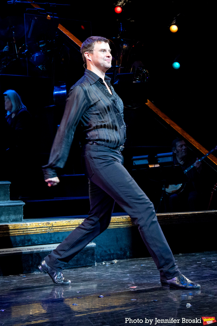 Photos: CHICAGO Celebrates 28 Years on Broadway Image