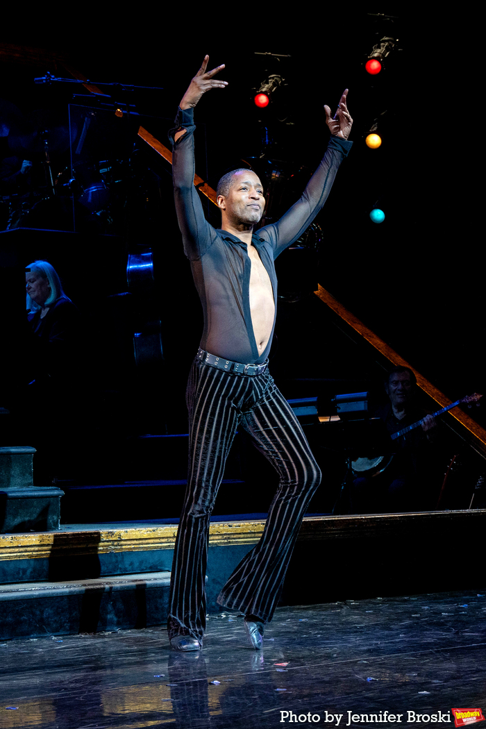 Photos: CHICAGO Celebrates 28 Years on Broadway  Image