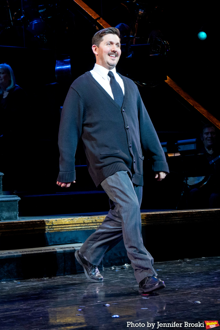 Photos: CHICAGO Celebrates 28 Years on Broadway Image
