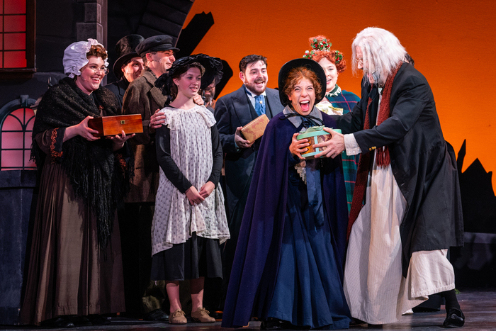 Photos: A CHRISTMAS CAROL THE MUSICAL at Argyle Theatre  Image