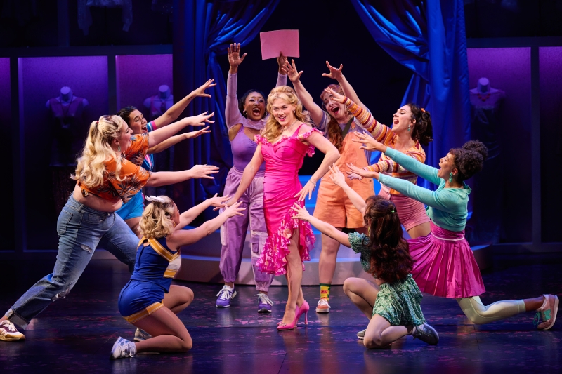 Review: LEGALLY BLONDE: THE MUSICAL at Village Theatre  Image