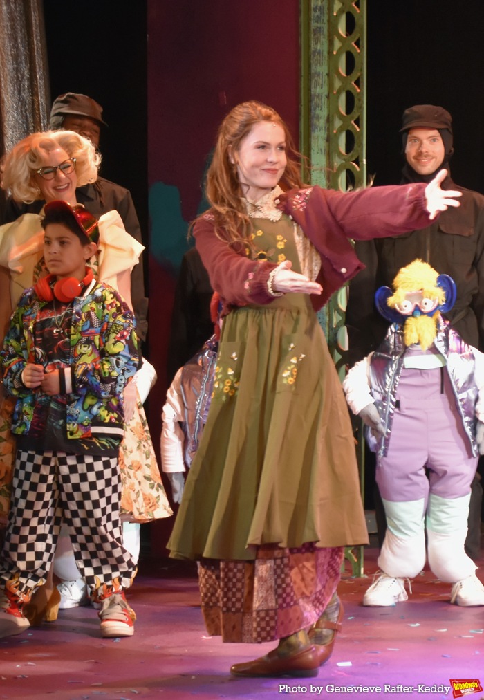 Photos: Cast of CHARLIE AND THE CHOCOLATE FACTORY Takes Opening Night Bows  Image