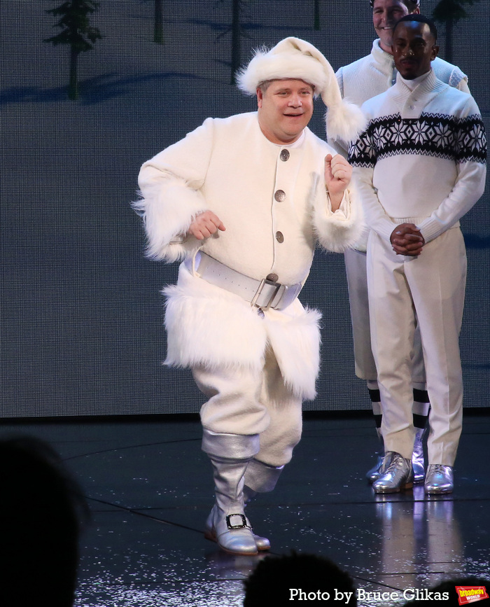 Photos: ELF Cast Takes Opening Night Bows on Broadway Image