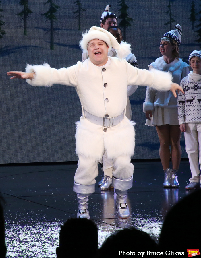 Photos: ELF Cast Takes Opening Night Bows on Broadway Image