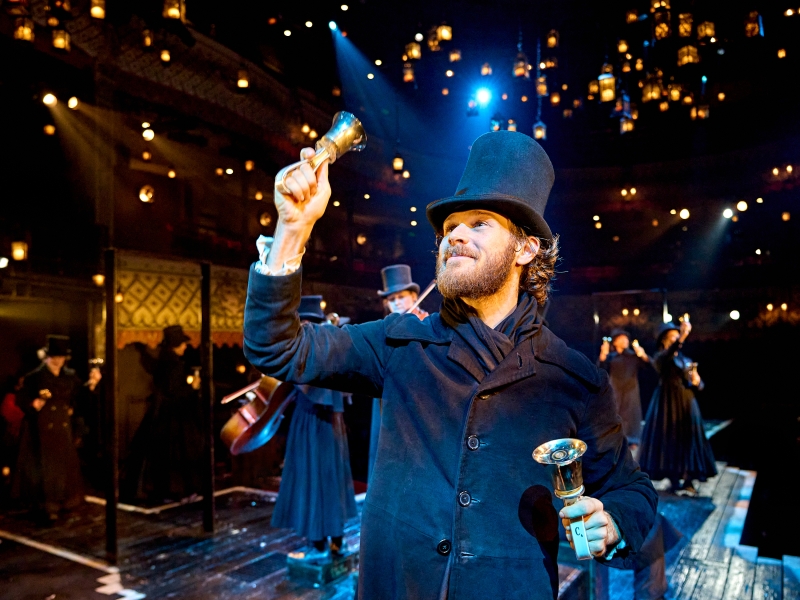 Review: A CHRISTMAS CAROL, The Old Vic Image