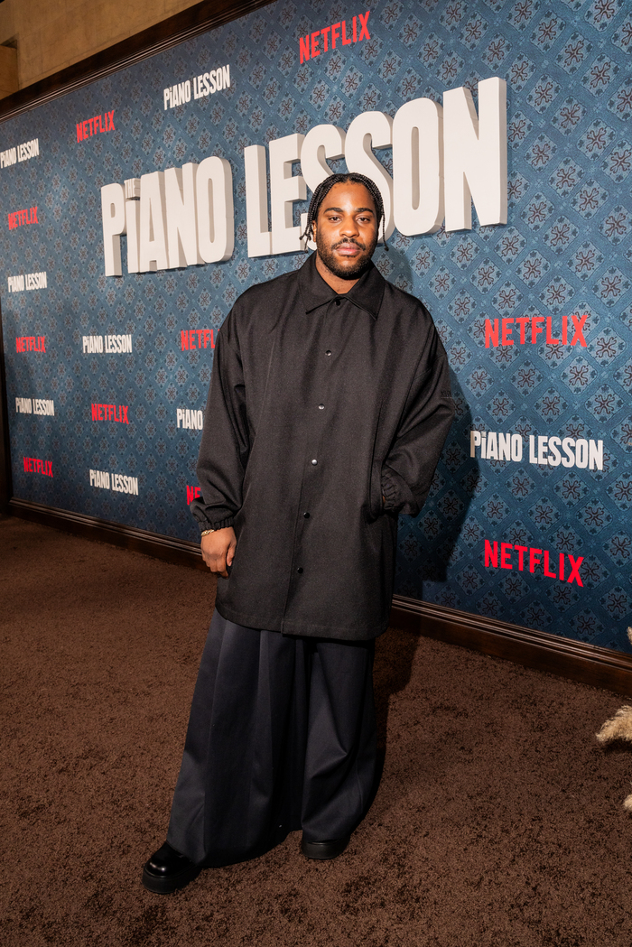 Photos: John David Washington, Denzel Washington, & More Attend THE PIANO LESSON Los Angeles Premiere  Image