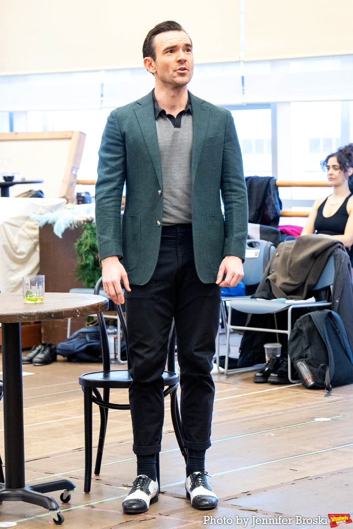 Photos: WHITE CHRISTMAS At Paper Mill Playhouse Meets the Press Image