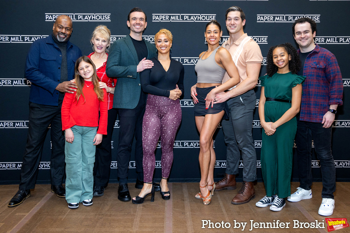 Photos: WHITE CHRISTMAS At Paper Mill Playhouse Meets the Press  Image