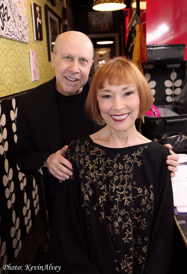 Photos: Karen Akers & CAST PARTY Bring Monday Magic To Birdland Image
