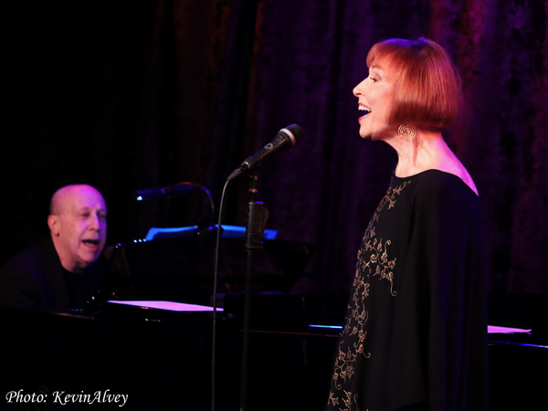 Photos: Karen Akers & CAST PARTY Bring Monday Magic To Birdland Image