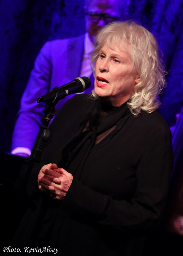Photos: Karen Akers & CAST PARTY Bring Monday Magic To Birdland Image