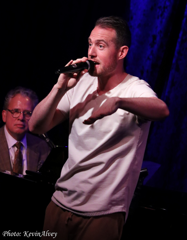 Photos: Karen Akers & CAST PARTY Bring Monday Magic To Birdland Image