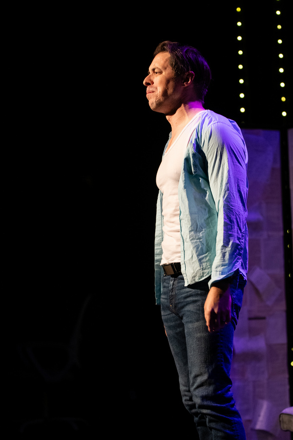 Photos: THE RED STRING At Fringe ArtSpace Image