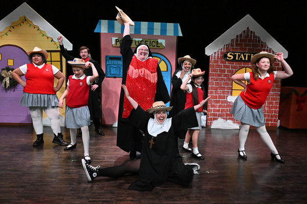 Photos: NUNCRACKERS: THE NUNSENSE CHRISTMAS MUSICAL Presented By The Grand Prairie Arts Council Image