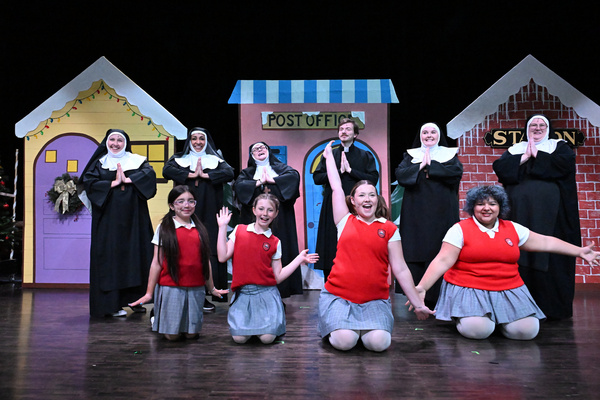 Photos: NUNCRACKERS: THE NUNSENSE CHRISTMAS MUSICAL Presented By The Grand Prairie Arts Council Image