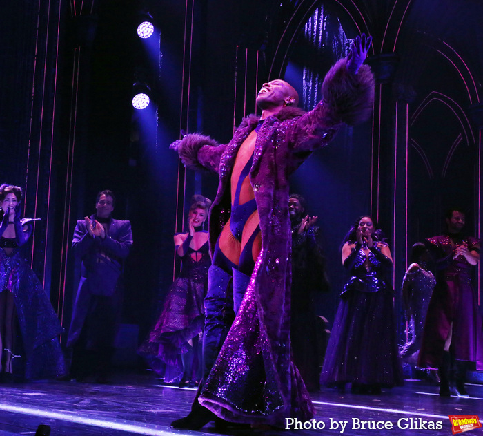 Photos: DEATH BECOMES HER Opening Night Curtain Call Image