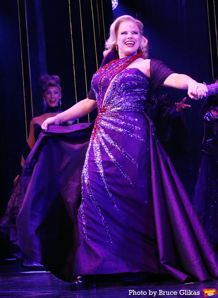 Photos: DEATH BECOMES HER Opening Night Curtain Call Image