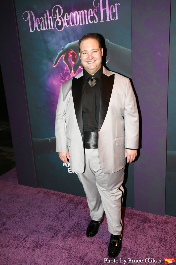 Photos: Cast & Creative Team of DEATH BECOMES HER Walk the Opening Night Purple Carpet  Image