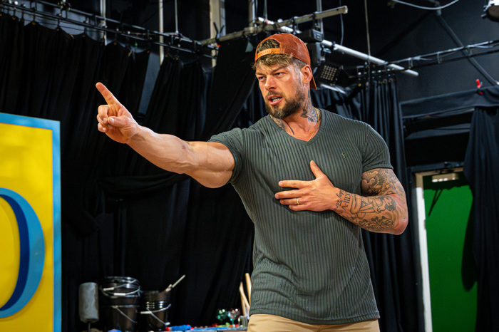 Photos: Wolverhampton Grand Theatre's BEAUTY AND THE BEAST Panto In Rehearsal Image