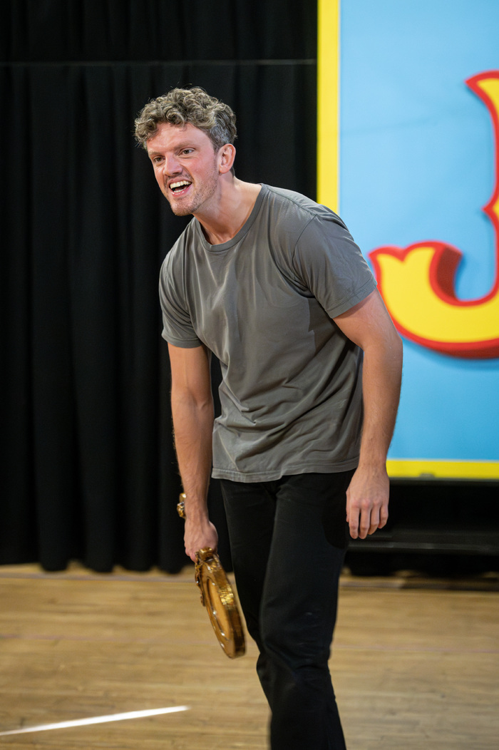 Photos: Wolverhampton Grand Theatre's BEAUTY AND THE BEAST Panto In Rehearsal Image