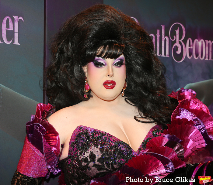 Photos: Stars Arrive at DEATH BECOMES HER on Opening Night  Image