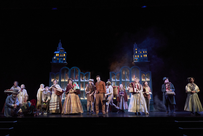 Photos: A CHRISTMAS CAROL at Great Lakes Theater  Image