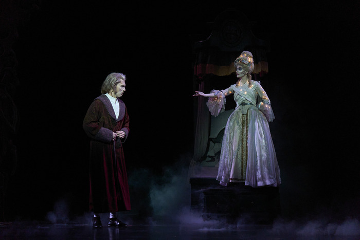 Photos: A CHRISTMAS CAROL at Great Lakes Theater  Image