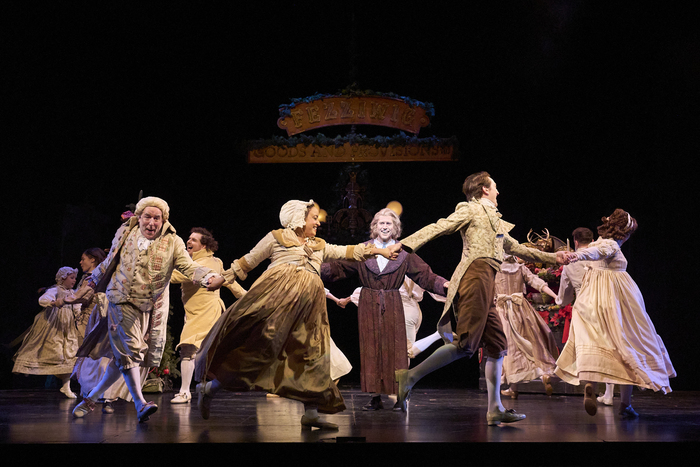 Photos: A CHRISTMAS CAROL at Great Lakes Theater  Image