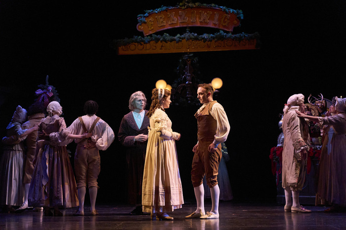 Photos: A CHRISTMAS CAROL at Great Lakes Theater  Image