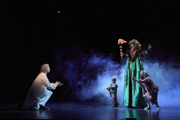 Photos: A CHRISTMAS CAROL at Great Lakes Theater  Image