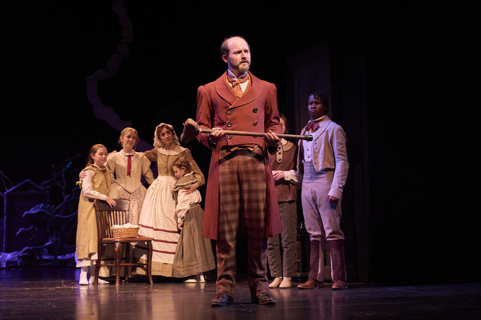 Photos: A CHRISTMAS CAROL at Great Lakes Theater  Image