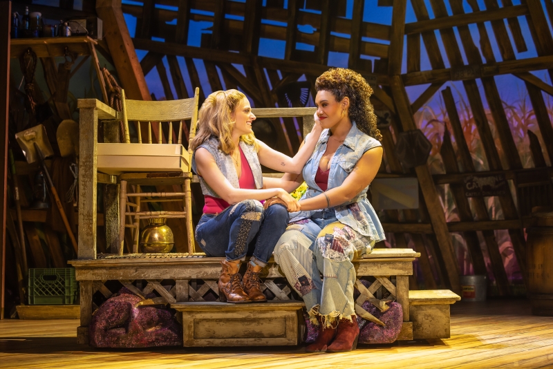 Review: SHUCKED THE MUSICAL at Hobby Center For The Performing Arts  Image