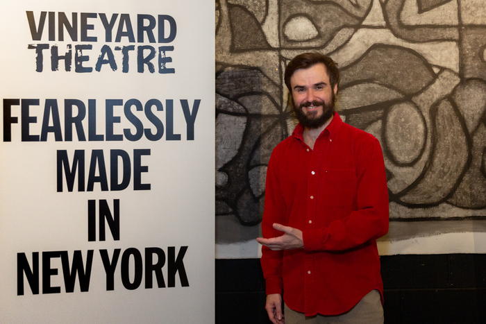 Photos: 300 PAINTINGS Opens At Vineyard Theatre  Image