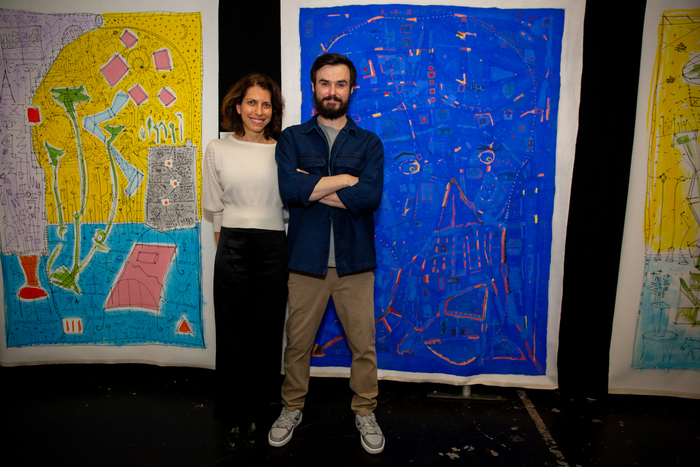 Photos: 300 PAINTINGS Opens At Vineyard Theatre  Image