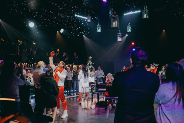 Photos: First Look At ILLUMINATION At Prima Theatre Image
