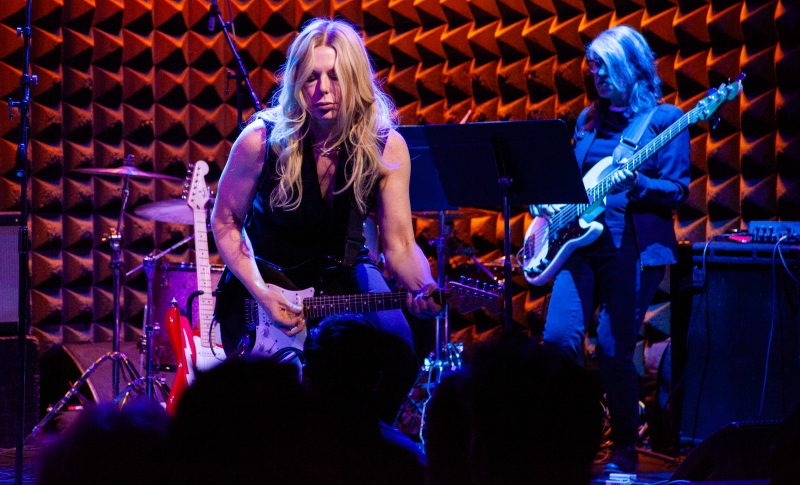 Review: LISA STEPHEN FRIDAY Leads A Rock Revolution at Joe's Pub  Image