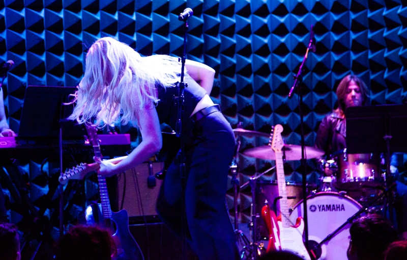 Review: LISA STEPHEN FRIDAY Leads A Rock Revolution at Joe's Pub  Image