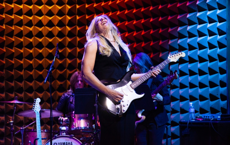 Review: LISA STEPHEN FRIDAY Leads A Rock Revolution at Joe's Pub  Image