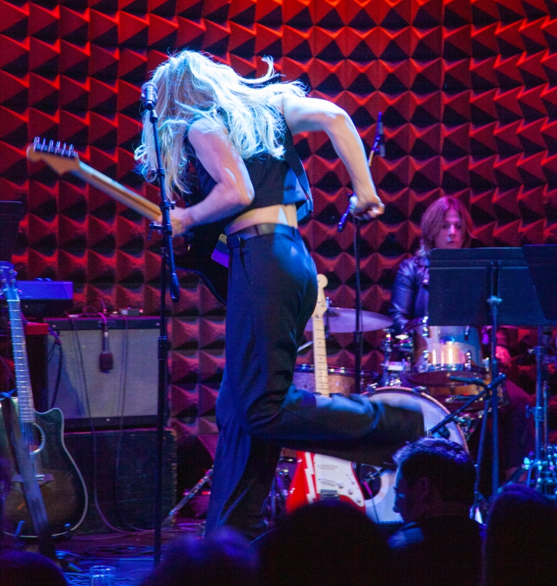 Review: LISA STEPHEN FRIDAY Leads A Rock Revolution at Joe's Pub  Image