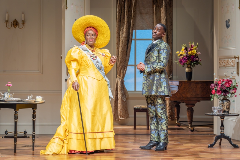 Review: THE IMPORTANCE OF BEING EARNEST, National Theatre  Image