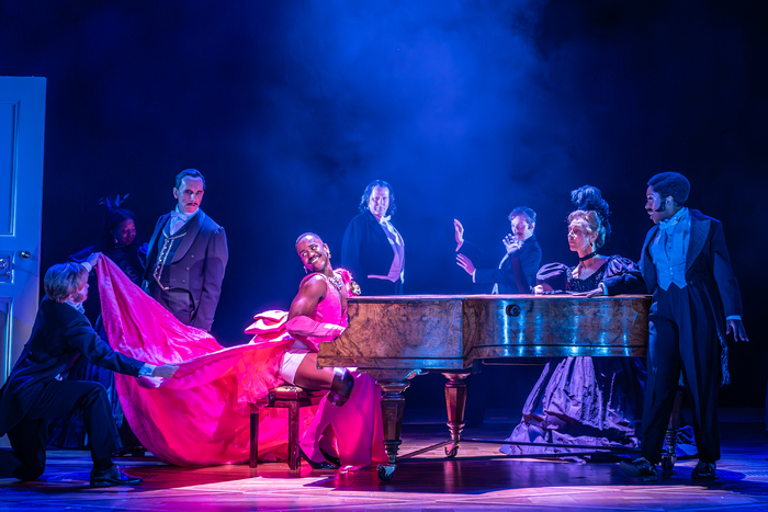 Photos: THE IMPORTANCE OF BEING EARNEST at the National Theatre Image