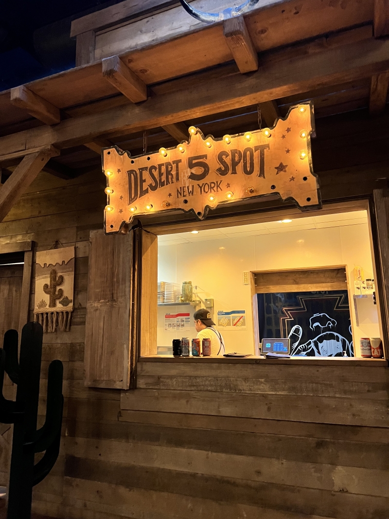 Review: Desert 5 Spot's Country-Inspired Space Offers Cozy Digs and Live Music in Williamsburg  Image