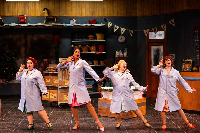 Photos/Video: WINTER WONDERETTES at Greater Boston Stage Company  Image