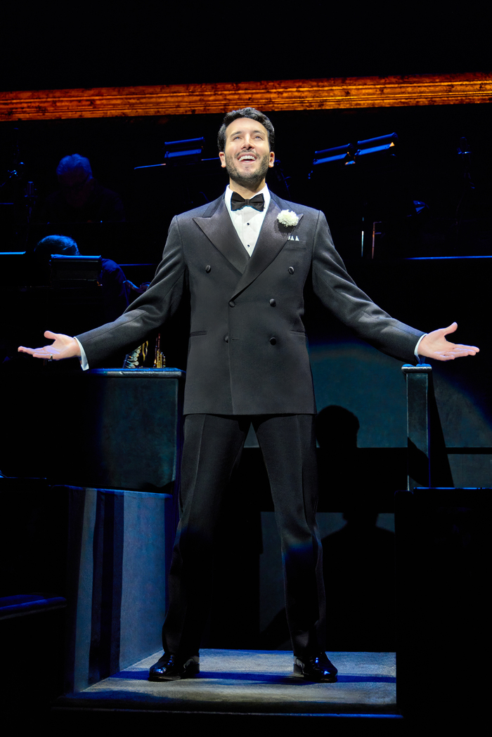 Photos: Sebastián Yatra and Bianca Marroquín in CHICAGO on Broadway  Image