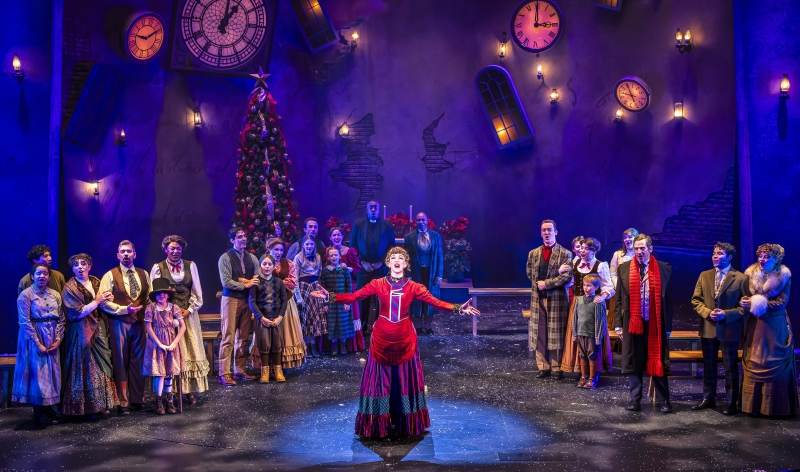 Review: A CHRISTMAS CAROL at Zach Theatre  Image