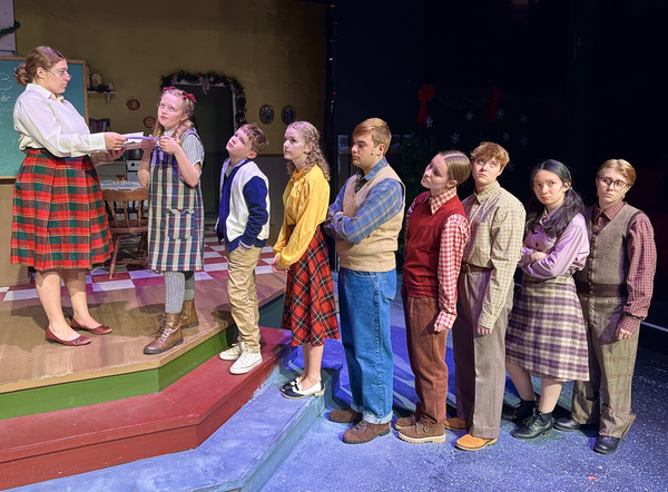 Photos: A CHRISTMAS STORY Lights Up Millbrook Playhouse  Image