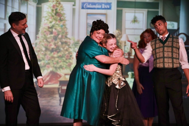 Review: IRVING BERLIN'S WHITE CHRISTMAS THE MUSICAL at Murry's Dinner Playhouse  Image