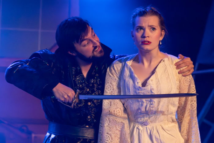 Photos: First look at Curtain Players’ LITTLE WOMEN Image
