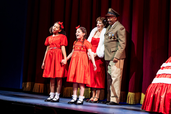 Photos & Video: IRVING BERLIN'S WHITE CHRISTMAS: THE MUSICAL at Paper Mill Playhouse Image